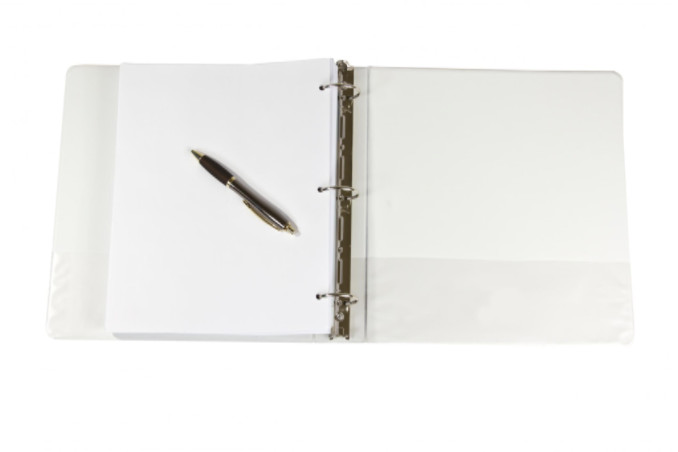 Three ring binder with pen and paper: SBDPro Business Articles